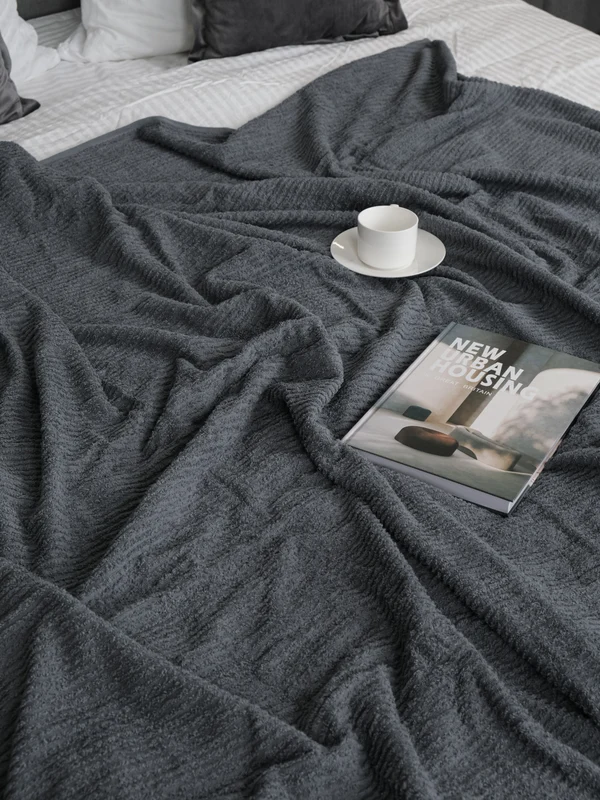 Открывайте для себя новые коллекции